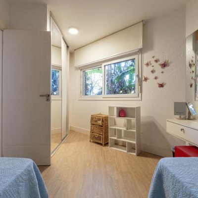Casa Residencial com 818m², 6 quartos (sendo 4 suítes), 4 garagens, no bairro Canajurê em Florianópolis