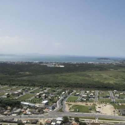 Terrenos Residenciais com 450m², no bairro Vargem Do Bom Jesus em Florianópolis