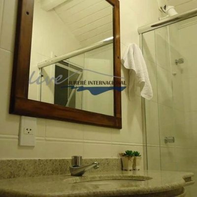 Cobertura com 220m², 3 quartos, 2 suítes, 2 garagens, no bairro Jurerê Internacional em Florianópolis