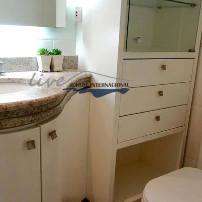 Cobertura com 220m², 3 quartos, 2 suítes, 2 garagens, no bairro Jurerê Internacional em Florianópolis