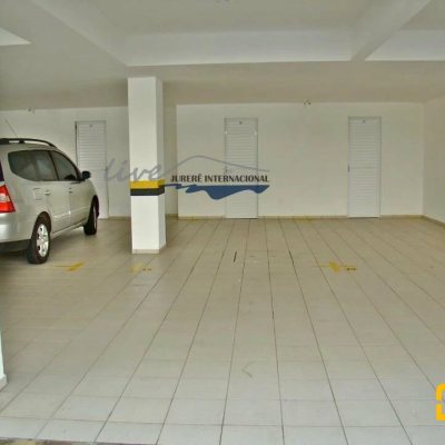 Cobertura com 220m², 3 quartos, 2 suítes, 2 garagens, no bairro Jurerê Internacional em Florianópolis