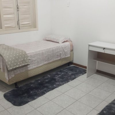 Cobertura com 108m², 2 quartos, 1 suíte, 2 garagens, no bairro Jurerê Internacional em Florianópolis
