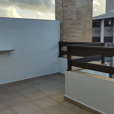 Cobertura com 108m², 2 quartos, 1 suíte, 2 garagens, no bairro Jurerê Internacional em Florianópolis