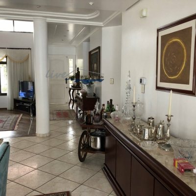 Casa Residencial com 481m², 5 quartos, 5 suítes, 4 garagens, no bairro Jurerê Internacional em Florianópolis