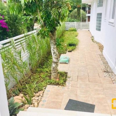 Casa Residencial com 450m², 5 quartos, 4 suítes, 3 garagens, no bairro Jurerê Internacional em Florianópolis