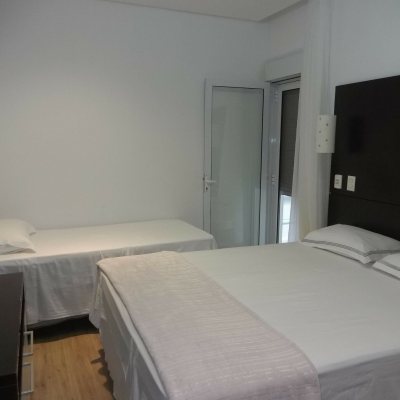 Casa Residencial com 551m², 5 quartos, 5 suítes, 4 garagens, no bairro Jurerê Internacional em Florianópolis