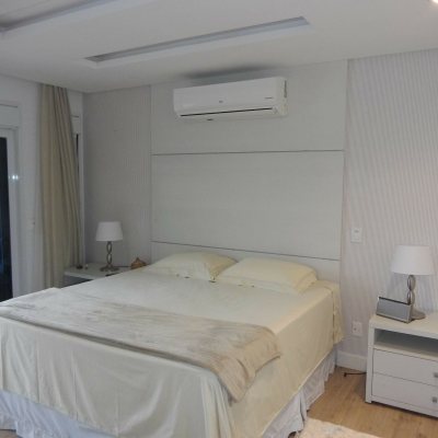 Casa Residencial com 551m², 5 quartos, 5 suítes, 4 garagens, no bairro Jurerê Internacional em Florianópolis