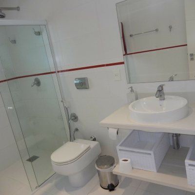 Casa Residencial com 551m², 5 quartos, 5 suítes, 4 garagens, no bairro Jurerê Internacional em Florianópolis