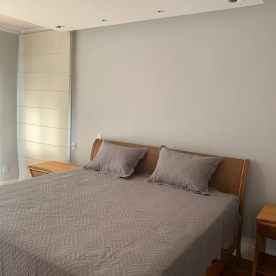 Casa Residencial com 370m², 5 quartos, 2 suítes, 2 garagens, no bairro Jurerê Internacional em Florianópolis