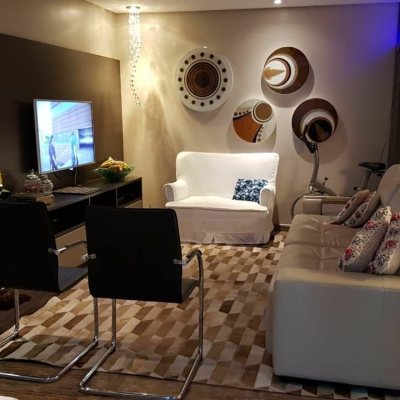 Casa Residencial com 380m², 5 quartos, 4 suítes, 2 garagens, no bairro Jurerê Internacional em Florianópolis