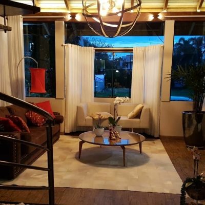 Casa Residencial com 380m², 5 quartos, 4 suítes, 2 garagens, no bairro Jurerê Internacional em Florianópolis