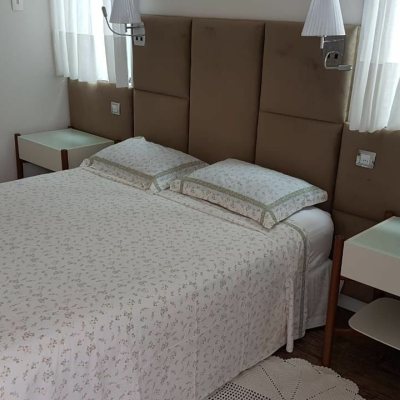 Casa Residencial com 380m², 5 quartos, 4 suítes, 2 garagens, no bairro Jurerê Internacional em Florianópolis