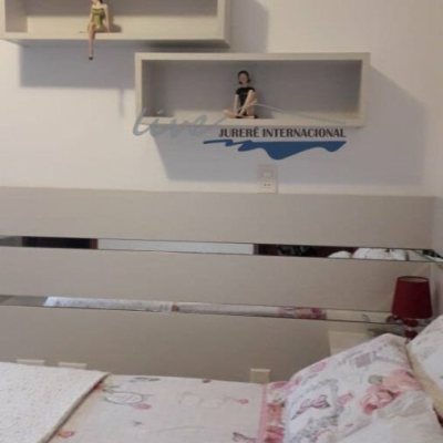 Casa Residencial com 720m², 5 quartos, 2 suítes, 2 garagens, no bairro Jurerê Internacional em Florianópolis