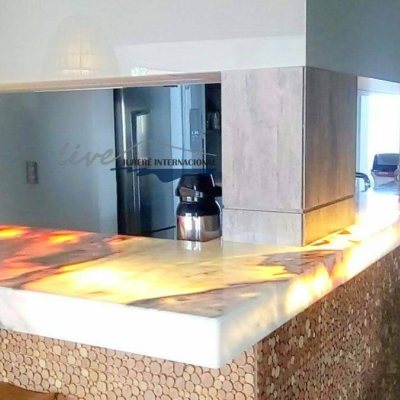 Casa Residencial com 310m², 4 quartos, 4 suítes, 3 garagens, no bairro Jurerê Internacional em Florianópolis