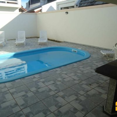 Casa Residencial com 580m², 7 quartos, 3 suítes, 5 garagens, no bairro Jurerê Internacional em Florianópolis