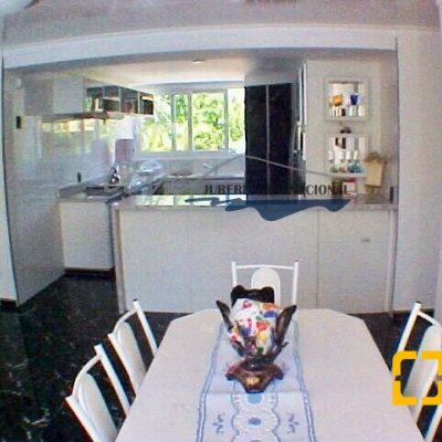 Casa Residencial com 430m², 4 quartos, 4 suítes, 3 garagens, no bairro Jurerê Internacional em Florianópolis