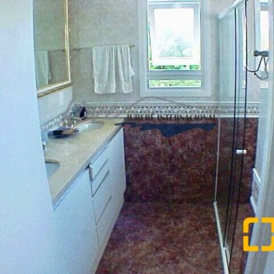 Casa Residencial com 430m², 4 quartos, 4 suítes, 3 garagens, no bairro Jurerê Internacional em Florianópolis