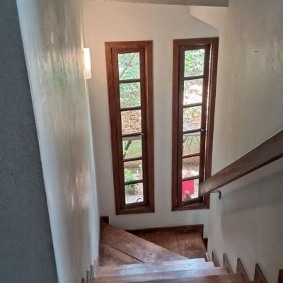 Casa Residencial com 316m², 5 quartos, 2 suítes, 2 garagens, no bairro Jurerê Internacional em Florianópolis