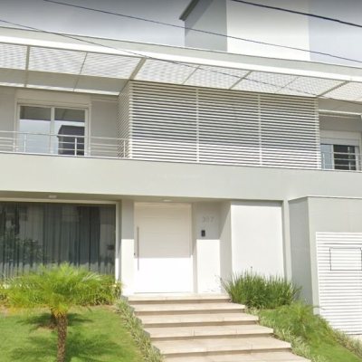 Casa Residencial com 412m², 3 quartos, 3 suítes, 2 garagens, no bairro Jurerê Internacional em Florianópolis