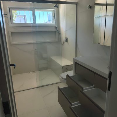 Casa Residencial com 246m², 4 quartos, 3 suítes, 4 garagens, no bairro Jurerê Internacional em Florianópolis