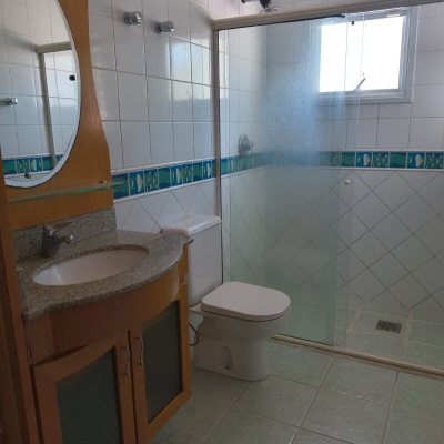 Casa Residencial com 246m², 4 quartos, 3 suítes, 4 garagens, no bairro Jurerê Internacional em Florianópolis