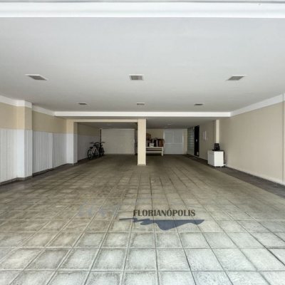 Casa Residencial com 1200m², 4 quartos, 4 suítes, 5 garagens, no bairro Jurerê Internacional em Florianópolis