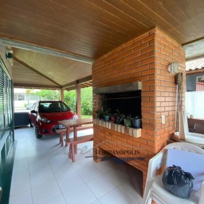 Casa Residencial com 200m², 3 quartos, 1 suíte, 1 garagem, no bairro Jurerê Internacional em Florianópolis