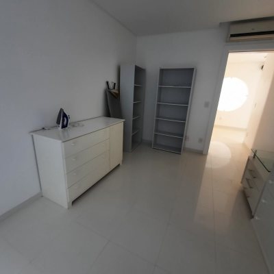 Casa Residencial com 900m², 4 quartos, 4 suítes, 4 garagens, no bairro Jurerê Internacional em Florianópolis