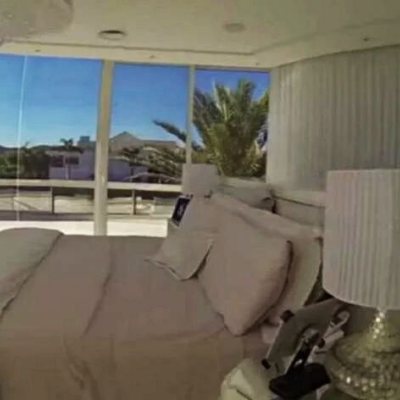 Casa Residencial com 1600m², 5 quartos (sendo 5 suítes), 7 garagens, no bairro Jurerê Internacional em Florianópolis