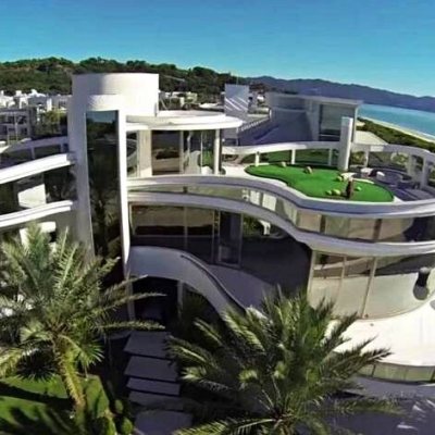 Casa Residencial com 1600m², 5 quartos (sendo 5 suítes), 7 garagens, no bairro Jurerê Internacional em Florianópolis