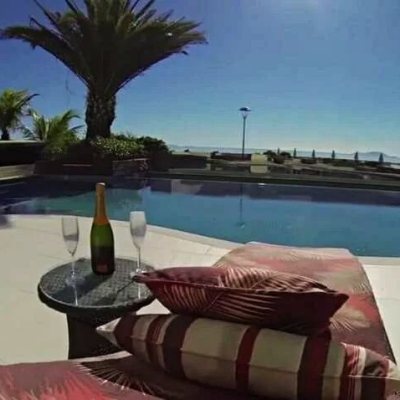 Casa Residencial com 1600m², 5 quartos (sendo 5 suítes), 7 garagens, no bairro Jurerê Internacional em Florianópolis