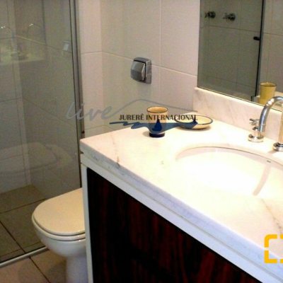 Casa Residencial com 480m², 4 quartos, 4 suítes, 6 garagens, no bairro Jurerê Internacional em Florianópolis