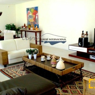 Casa Residencial com 480m², 4 quartos, 4 suítes, 6 garagens, no bairro Jurerê Internacional em Florianópolis