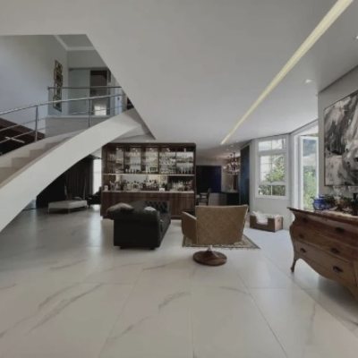 Casa Residencial com 450m², 4 quartos, 4 suítes, 6 garagens, no bairro Jurerê Internacional em Florianópolis