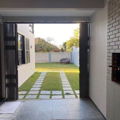 Casa Residencial com 350m², 4 quartos, 4 suítes, 3 garagens, no bairro Jurerê Internacional em Florianópolis