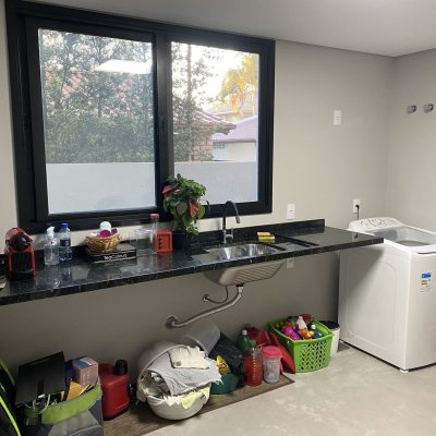 Casa Residencial com 350m², 4 quartos, 4 suítes, 3 garagens, no bairro Jurerê Internacional em Florianópolis