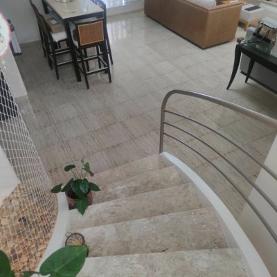 Casa Residencial com 300m², 4 quartos (sendo 4 suítes), 2 garagens, no bairro Jurerê Internacional em Florianópolis