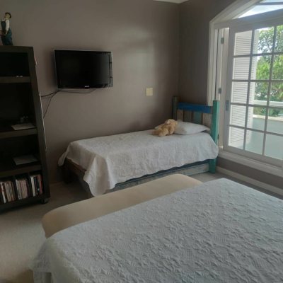 Casa Residencial com 300m², 4 quartos (sendo 4 suítes), 2 garagens, no bairro Jurerê Internacional em Florianópolis
