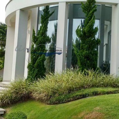 Casa Residencial com 470m², 4 quartos, 4 suítes, 2 garagens, no bairro Jurerê Internacional em Florianópolis