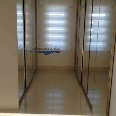 Casa Residencial com 470m², 4 quartos, 4 suítes, 2 garagens, no bairro Jurerê Internacional em Florianópolis