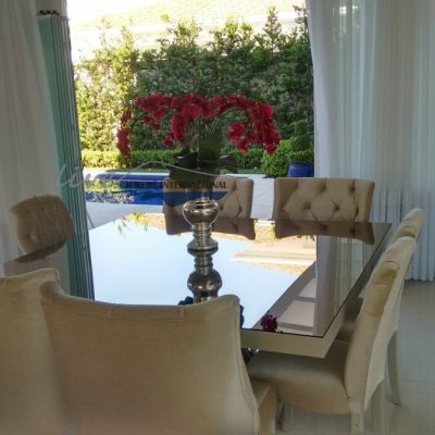 Casa Residencial com 470m², 4 quartos, 4 suítes, 2 garagens, no bairro Jurerê Internacional em Florianópolis