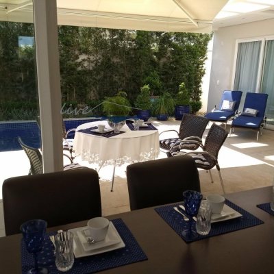 Casa Residencial com 470m², 4 quartos, 4 suítes, 2 garagens, no bairro Jurerê Internacional em Florianópolis