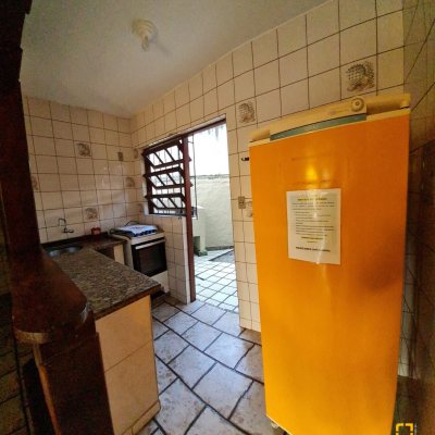 Pousada com 852m², 14 quartos (sendo 7 suítes), 10 garagens, no bairro Ponta das Canas em Florianópolis