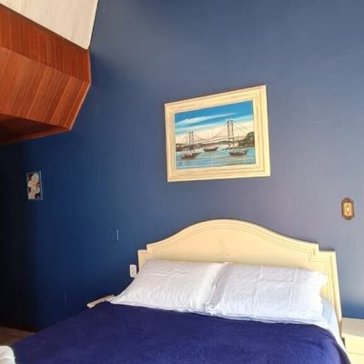 Pousada com 852m², 14 quartos (sendo 7 suítes), 10 garagens, no bairro Ponta das Canas em Florianópolis