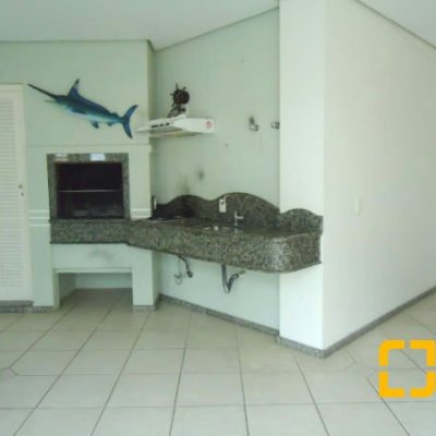 Casa Residencial com 380m², 5 quartos, 2 suítes, 2 garagens, no bairro Jurerê em Florianópolis