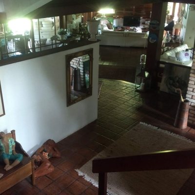 Casa Residencial com 942m², 5 quartos (sendo 5 suítes), 3 garagens, no bairro Jurerê Internacional em Florianópolis