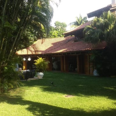 Casa Residencial com 942m², 5 quartos (sendo 5 suítes), 3 garagens, no bairro Jurerê Internacional em Florianópolis