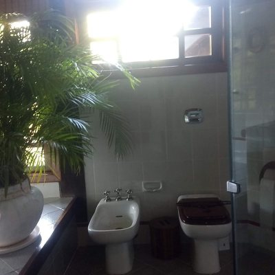 Casa Residencial com 942m², 5 quartos (sendo 5 suítes), 3 garagens, no bairro Jurerê Internacional em Florianópolis