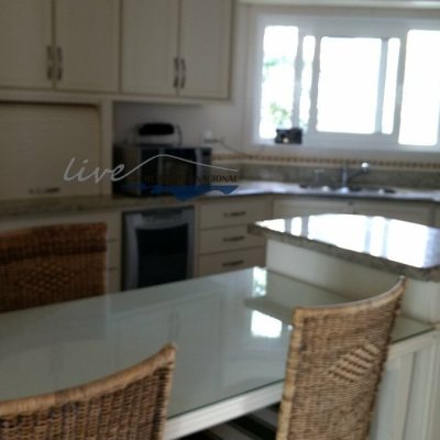 Casa Residencial com 1290m², 8 quartos (sendo 6 suítes), 8 garagens, no bairro Jurerê Internacional em Florianópolis