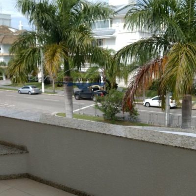 Casa Residencial com 1290m², 8 quartos (sendo 6 suítes), 8 garagens, no bairro Jurerê Internacional em Florianópolis
